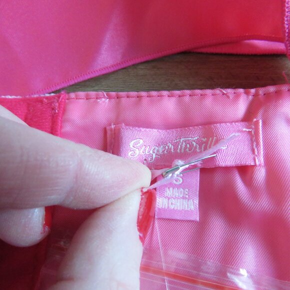 DOLLS KILL Sugar Thrillz Dazzle Me Pink Heart Jewelled Corset Top - Size S NWT - Picture 15 of 15